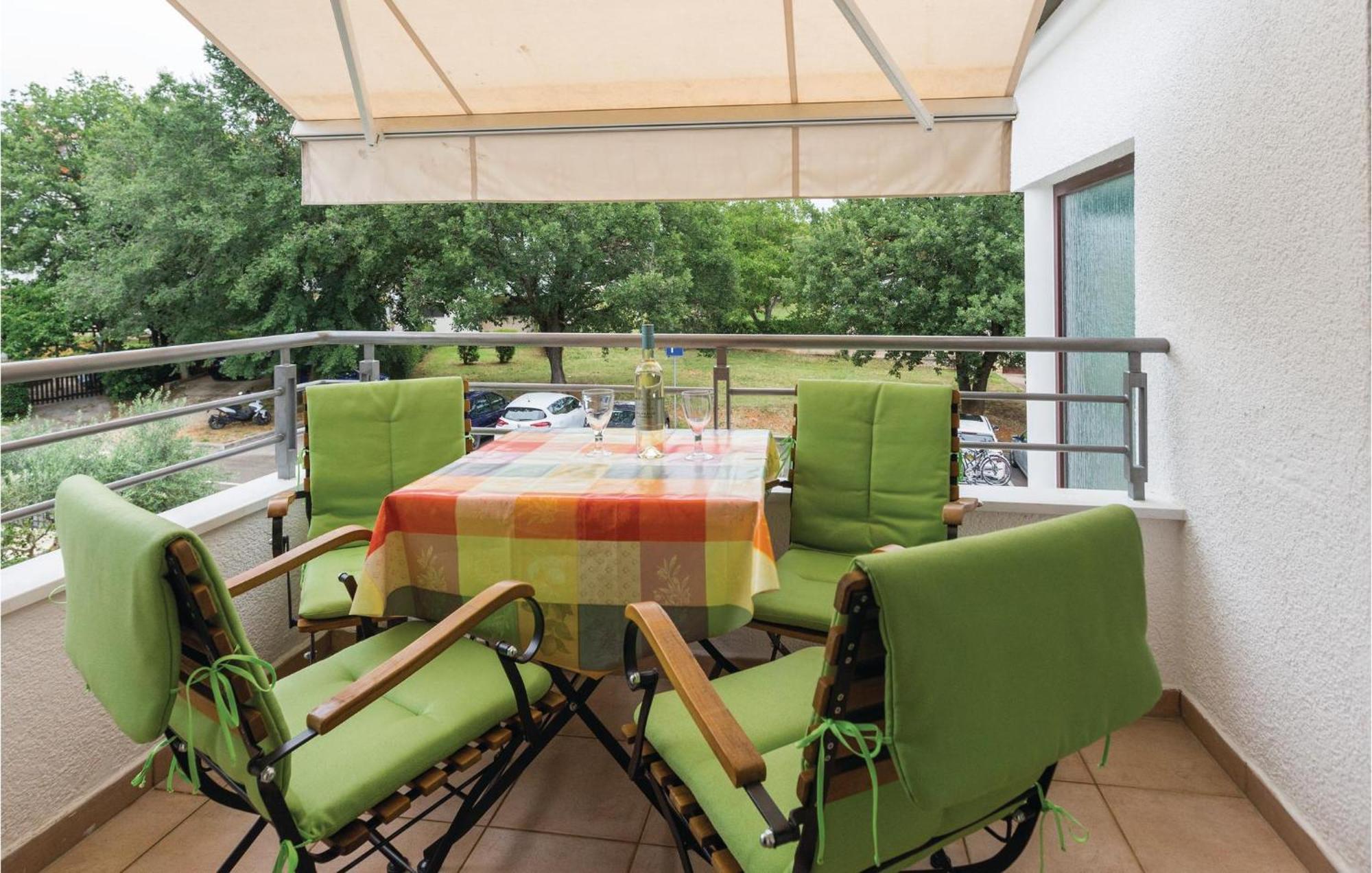 Gorgeous Apartment In Porec With Kitchen 외부 사진