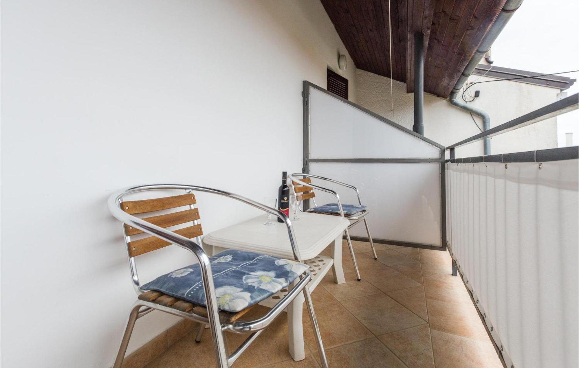 Gorgeous Apartment In Porec With Kitchen 외부 사진