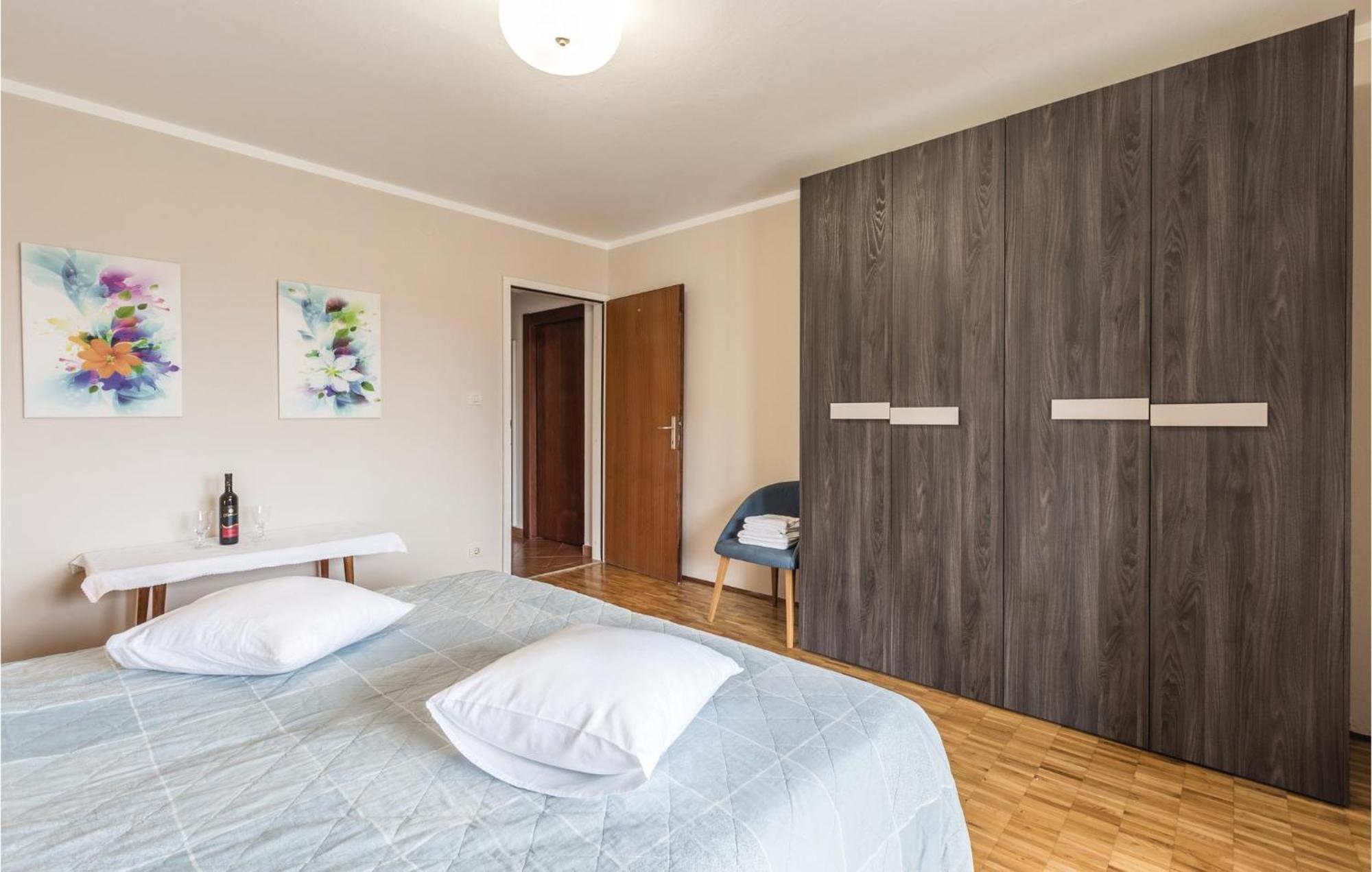 Gorgeous Apartment In Porec With Kitchen 외부 사진
